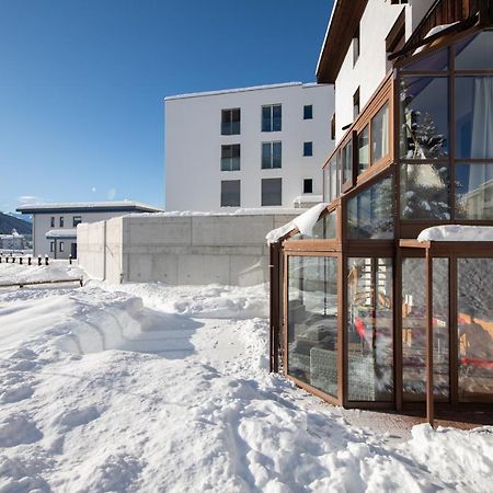Agrimonia - 5,5-Zi Duplex Wohnung Bis 9 Personen Mit Eigenem Garten Davos Ngoại thất bức ảnh