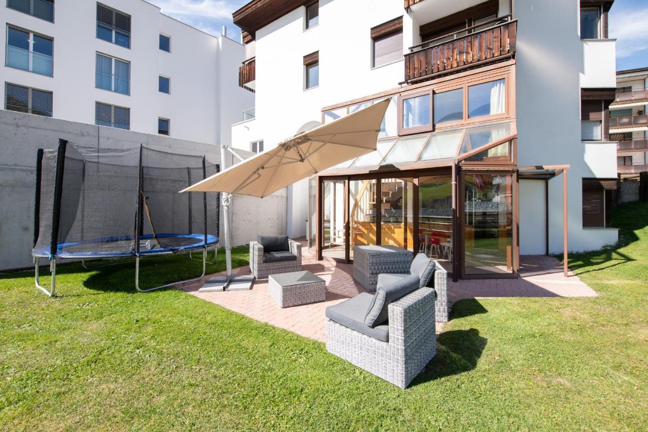 Agrimonia - 5,5-Zi Duplex Wohnung Bis 9 Personen Mit Eigenem Garten Davos Ngoại thất bức ảnh